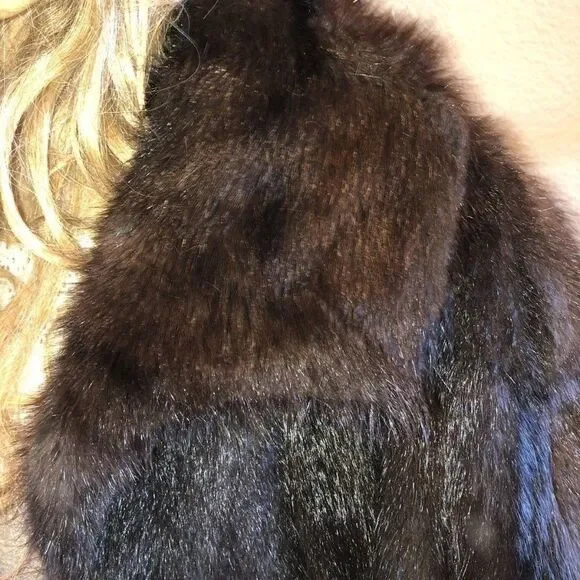 Elegant Dark Brown Mink Coat Huge Collar - Picture 3 of 15